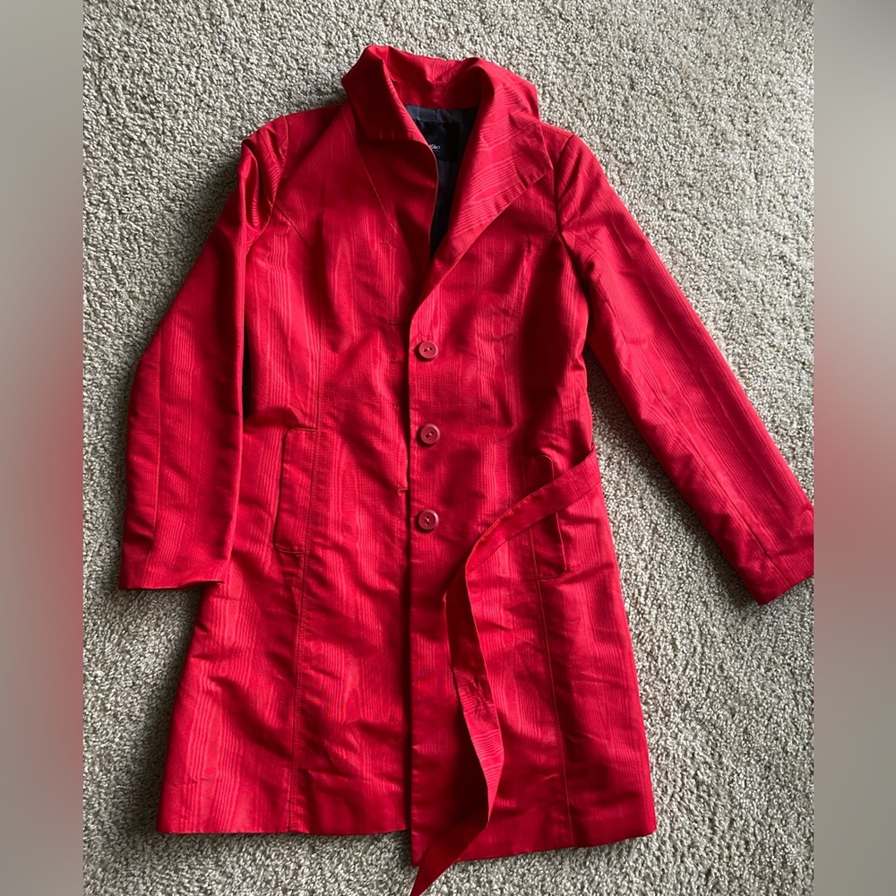 Women’s raincoat